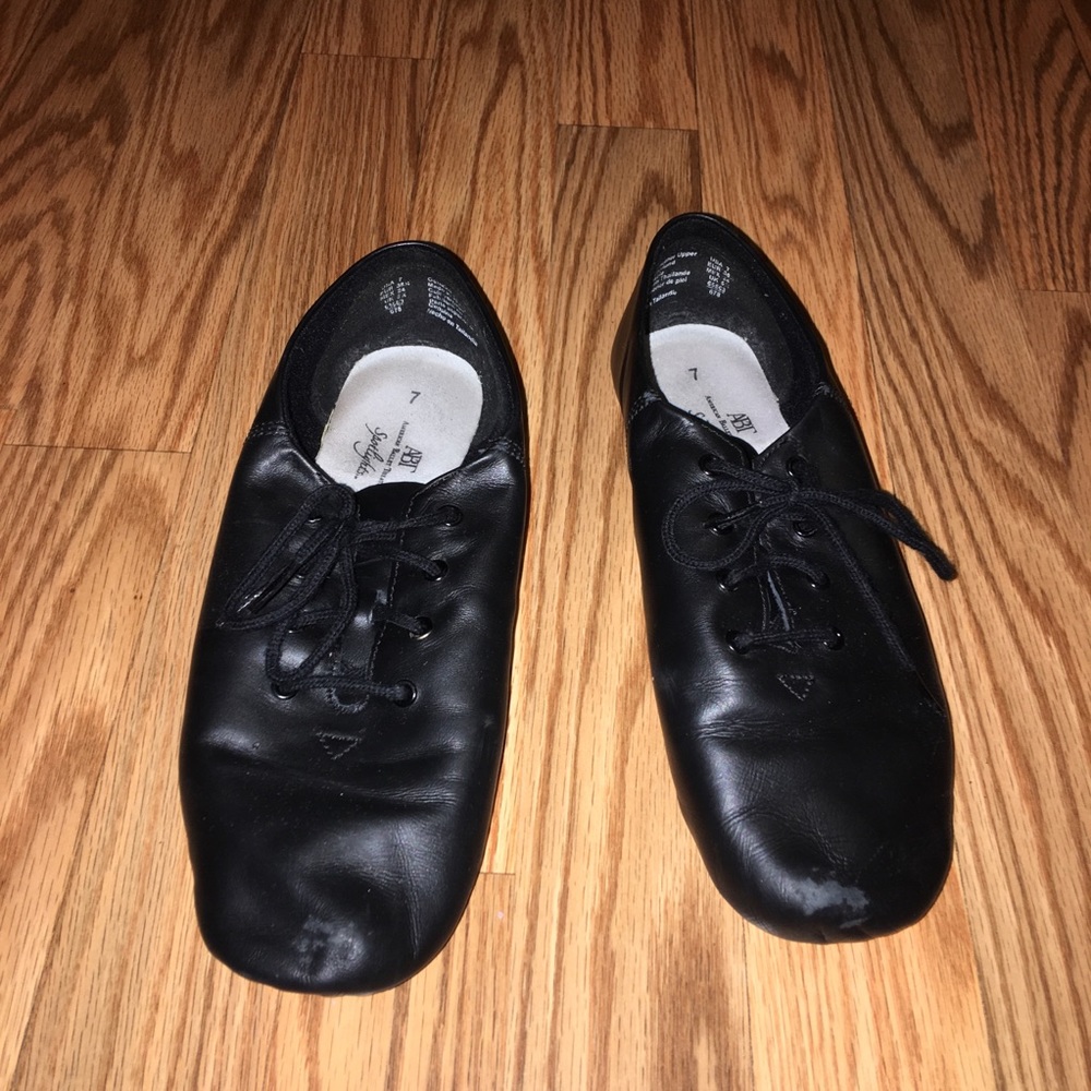 Black jazz/ballet shoes